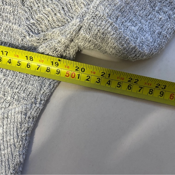 Free People Gray Crewneck Women's Size Small Linen Blend Loose Knit Sweater - Picture 13 of 15